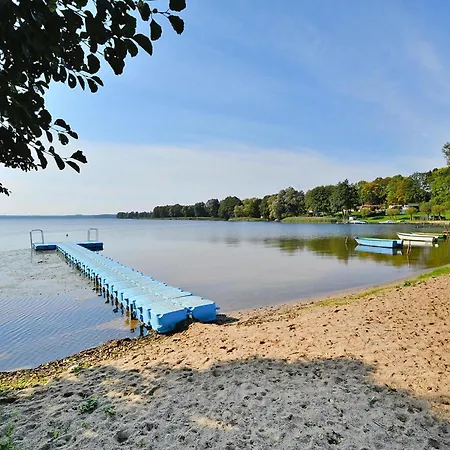 Lakeside Home, Private Garden *