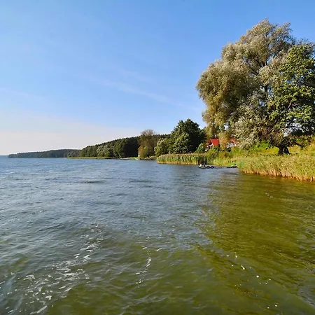 Lakeside Home, Private Garden * Dabrowica (Szczecinek)