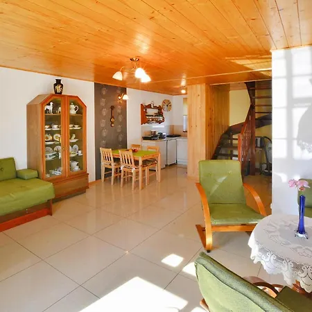 House With Garden, View, Dabrowica Сasa de vacaciones *