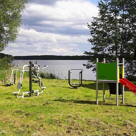 Lakeside Home, Private Garden Dabrowica (Szczecinek)